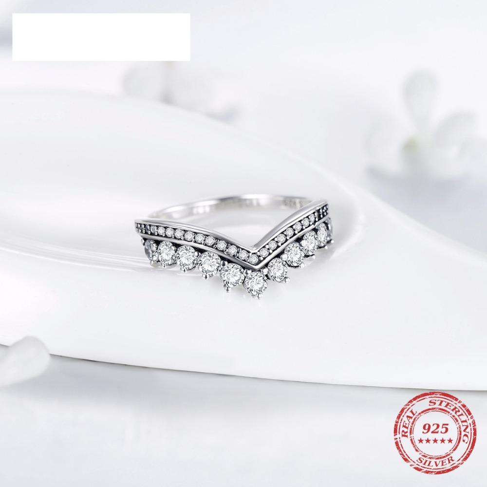 New Modern Fashion 925 Sterling Zircon Crown Finger Ring Elegant Classic Stackable Silver Jewelry Luxury For Women Wedding Christmas Gift