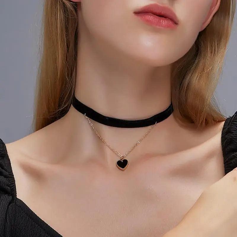 2021 Trendy Simple Gothic Heart Pendant Choker Necklace Punk Choker Necklace for Women Girls Fashion Jewelry