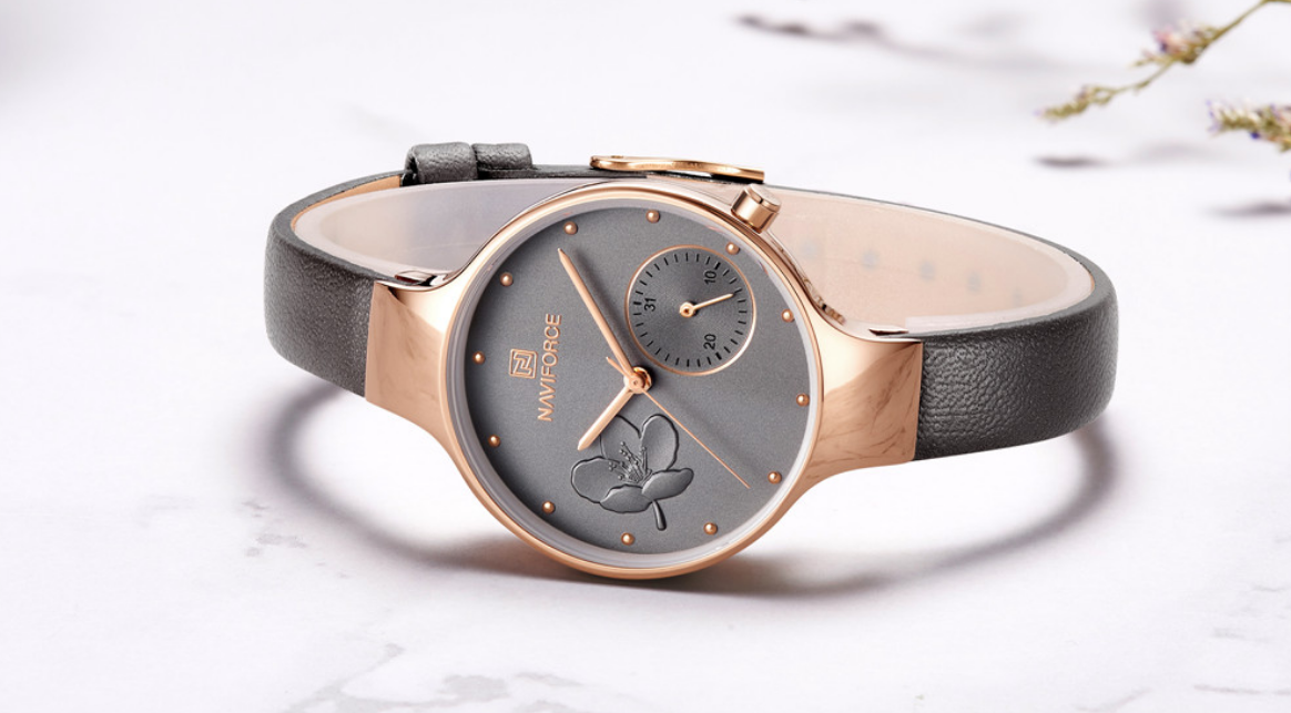 Elegant Women's Analog Quartz Watch With Leather Belt Waterproof Wristwatch Excellent Design Perfect Gift