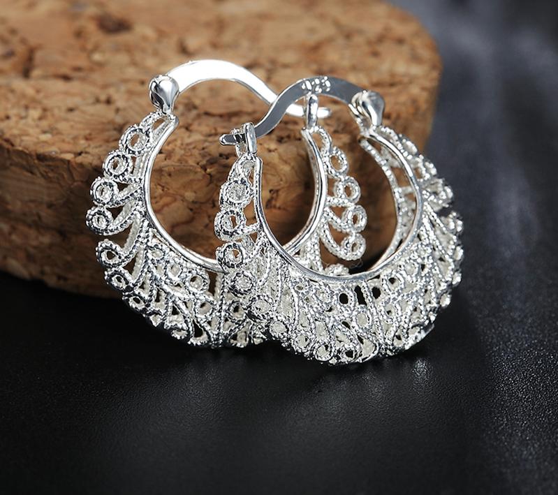 Luxury Silver Fashion Weave Hollow Moon Hoop Earring For Women