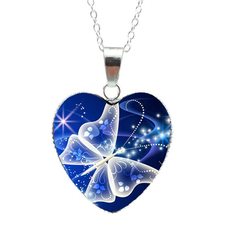 Purple Magic Butterfly Heart Jewelry Necklace Beautiful and Mysterious Butterfly Pendant Heart Necklace Jewerly Modern Design