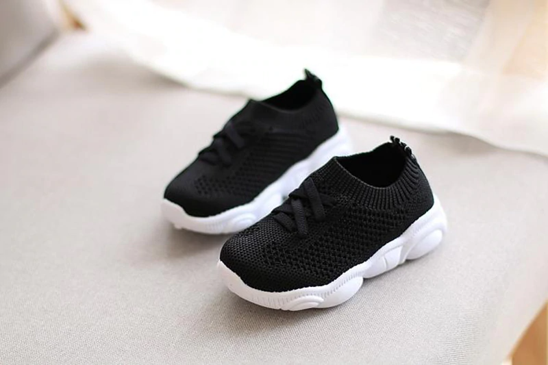 Modern Sport KIds and Baby Sneakers Shoes Anti slip Soft Bottom Baby Sneaker In Casual Flat Sneakers Shoes Children Girls and Boys Sports Shoes Style