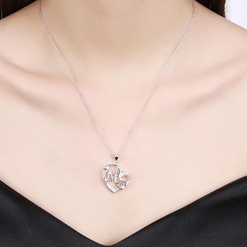 Diamond Luxury Mother's Day Necklace Fashion Mom Letter Love Necklace Charms Pendant Necklace Design  The Best Gift For Mother