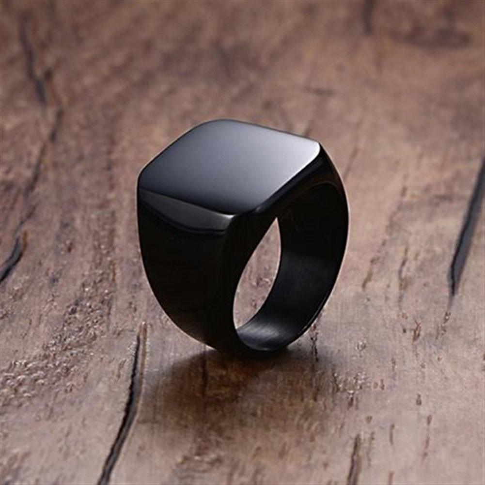 Great High Quality New Stainless Steel Elegant Black Men's Rings All-gloss Amazing Square Solid Titanium Classic Ring Luxury Wedding Engagement Jewelry