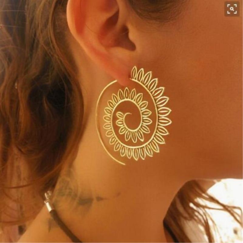 New Fashion Round Dangle Drop Korean Earrings For Women In Geometric Round Heart Gold Earring Elegant Style