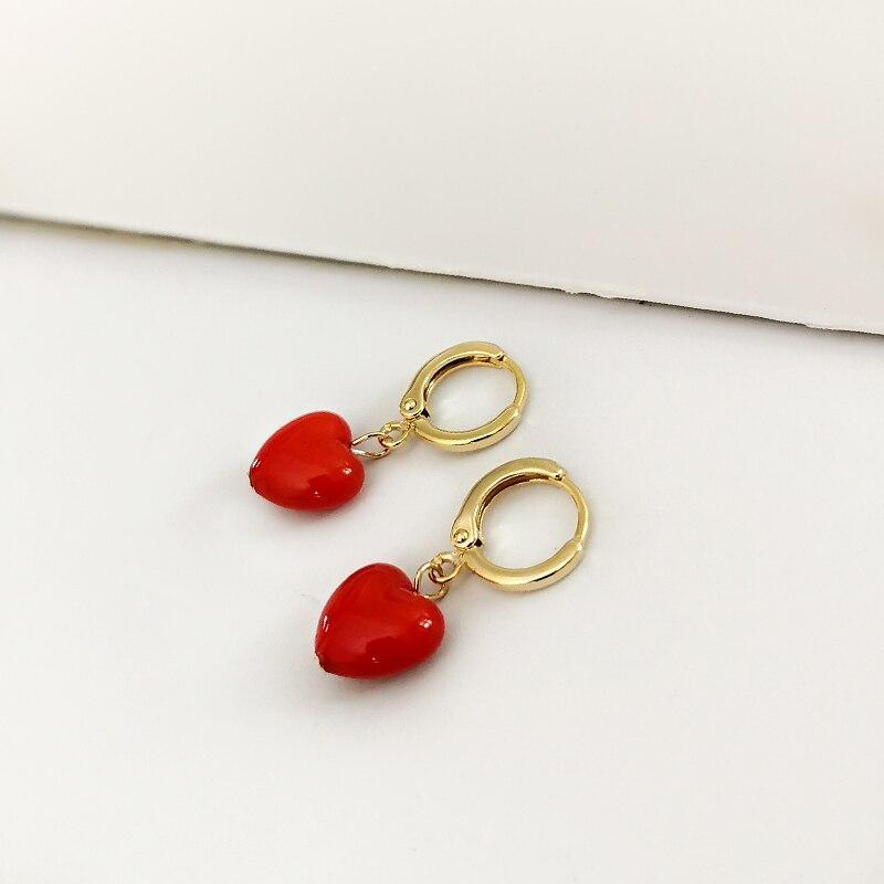 Dainty Red Heart Luxury Pendant Earrings Modern New Minimalist Gold Charm Earring Circle Fashion Street Style Fashion For Woman