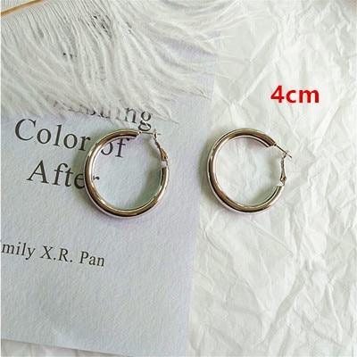 New Minimalist Gold Metal Large Circle Geometric Round Big Hoop Earrings for Women and Girl In Wedding Party Jewelry Style