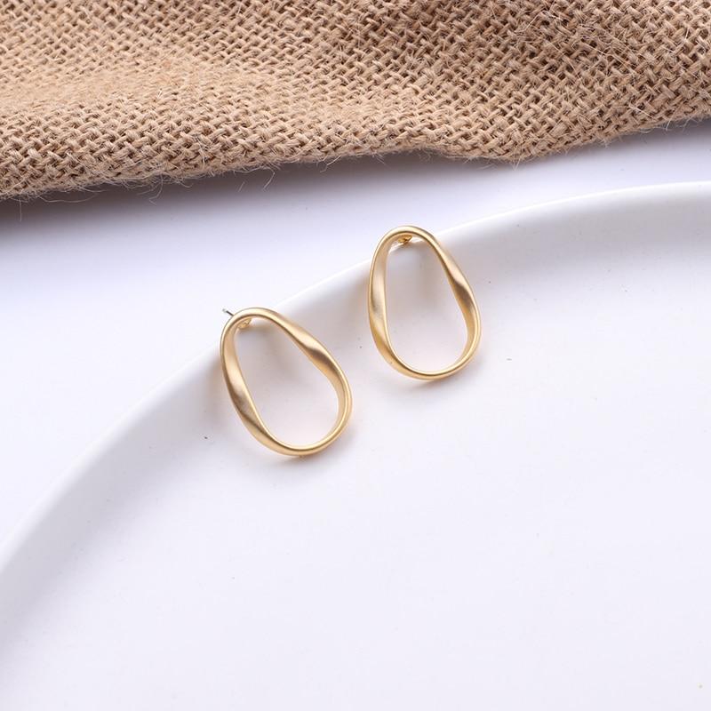 Modern Fashion Korean Luxury Metal Gold Color Stud Earring Elegant Simple Geometric Camber Circle Fine Knot Face Matte Irregular Ellipse Women Girl Jewelry