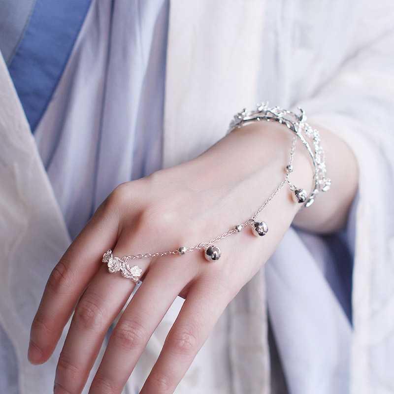 Punk Cool Hip Hop Multi-layer Adjustable Chain Four Fingers Open Alloy Women Rotate Rings for Women Jewelry Party Gift