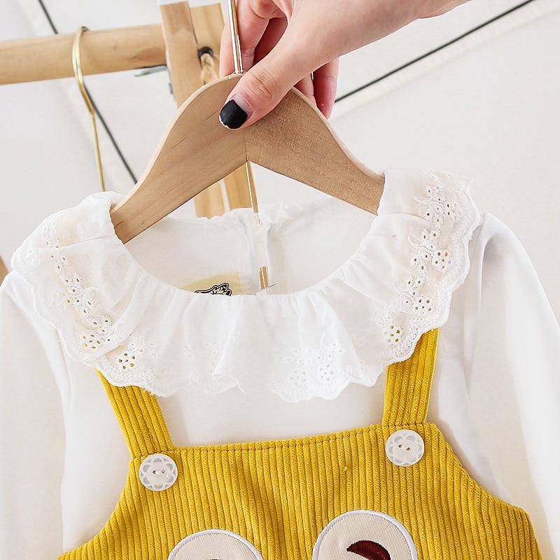 Modern Elegant Vintage Retro Modern Baby Infant Girls Cartoon Bear Dress Shirt  With Bear