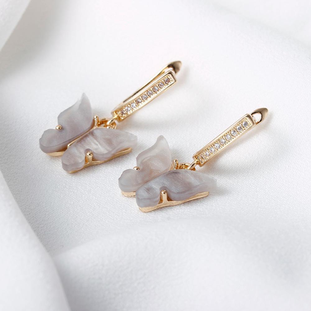 Luxury Ellegant Small Women Cute Butterfly Earrings for Women In Street Style Drop Earrings in Several Colors