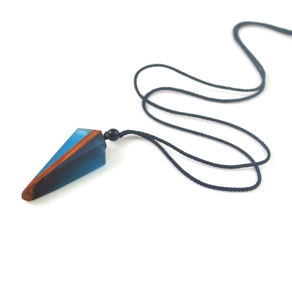 Handmade Luxury Modern Elegant Unisex Men and women Natural Resin Wood Fashionable Necklace In Trend Style