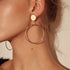 Modern Korean Statement Elegant Black Acrylic Drop Earrings for Women New Fashion Jewelry Luxury Vintage Epic Geometric Gold Asymmetric Earringa