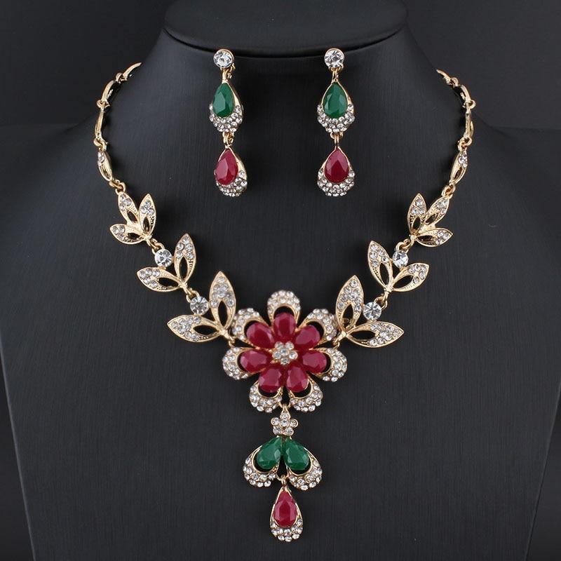 Luxury Elegant Juwelery Set For Woman and Ladies in Gold Red Golde Color Necklace and Earrnings