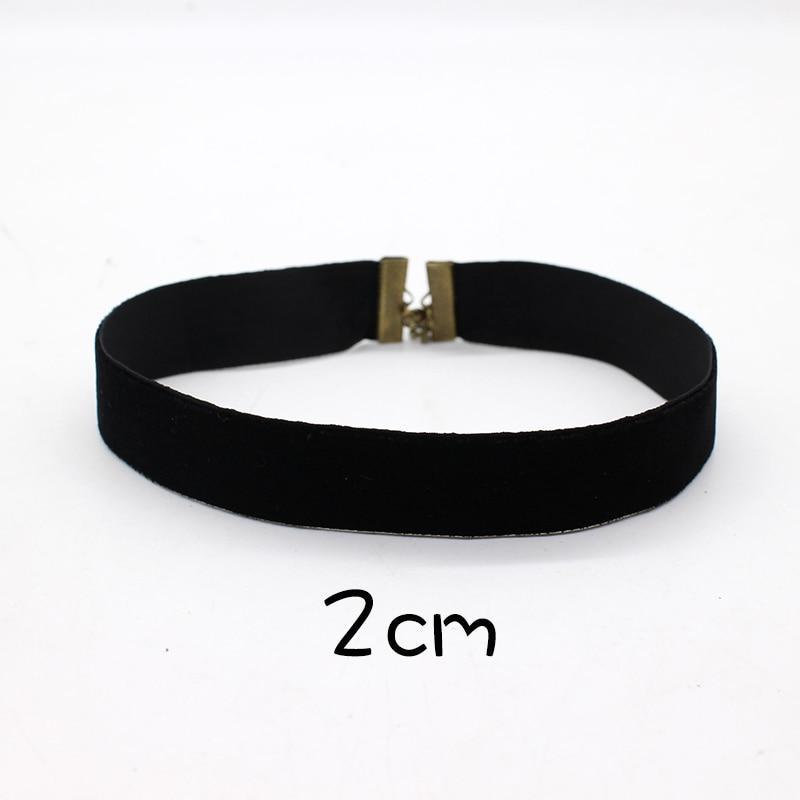 Black Velvet Choker Necklace 90's plain Ribbon Gothic Round Rope Chain Statement Jewelry Retro Necklace  for Women