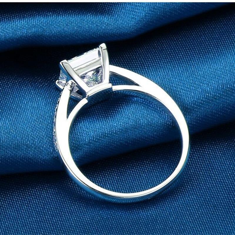 Modern Jewelry Fashion Sterling 925 Silver Elegant Rings For Women Jewelry Simple Design Premium Square Bridal Amazing Wedding Engagement Ring