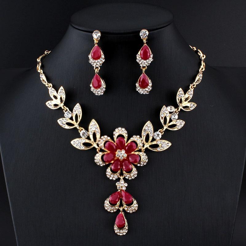 Luxury Elegant Juwelery Set For Woman and Ladies in Gold Red Golde Color Necklace and Earrnings