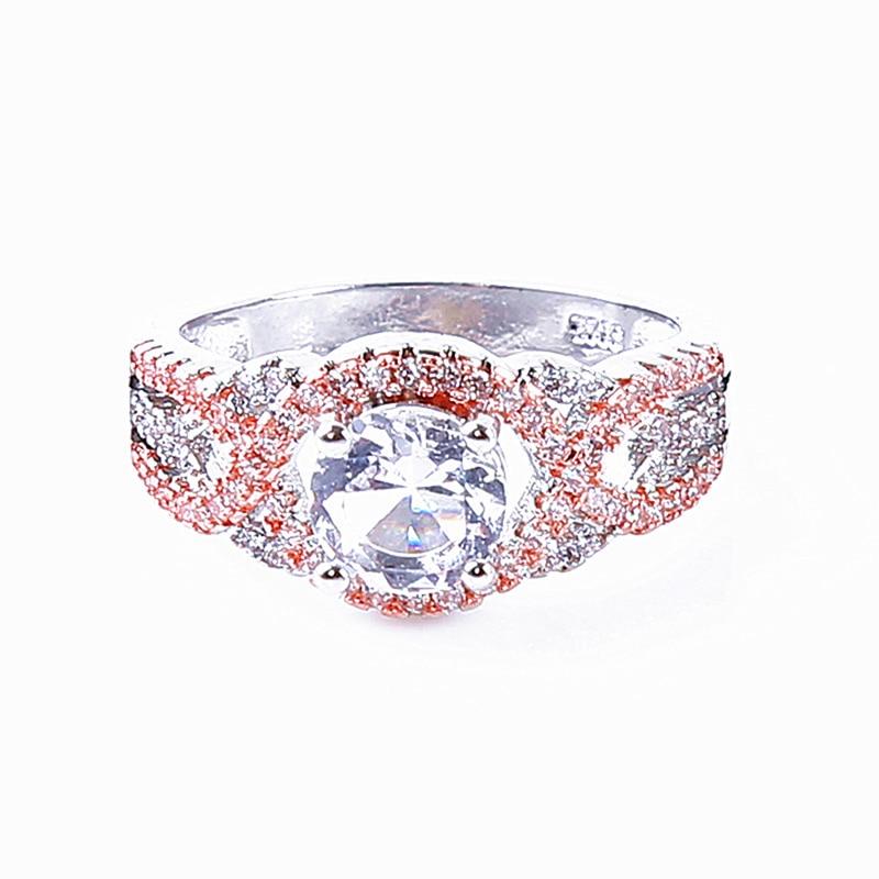 Luxury Women Wending Ring Hollow Rhinestone Design Jewelry  Engagement ring For Womans and Girls In Elegant Modern Luxury Design