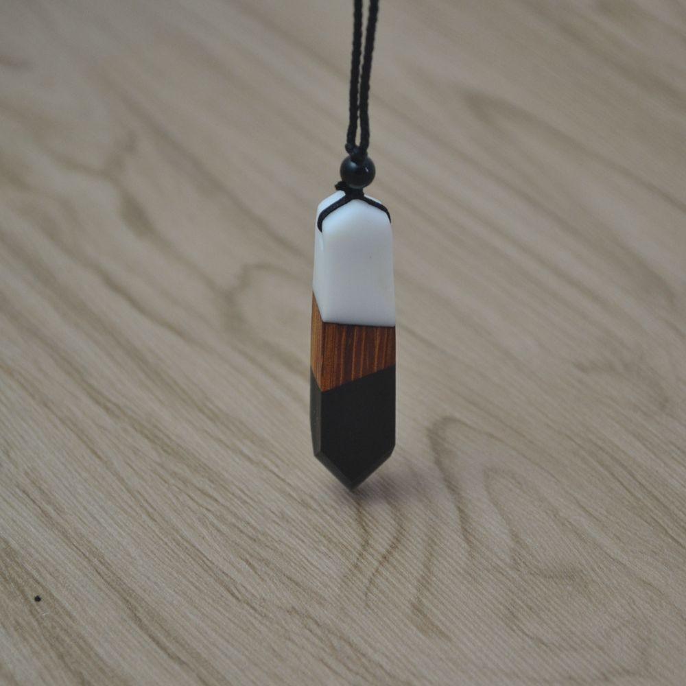 Handmade Luxury Modern Elegant Unisex Men and women Natural Resin Wood Fashionable Necklace In Trend Style