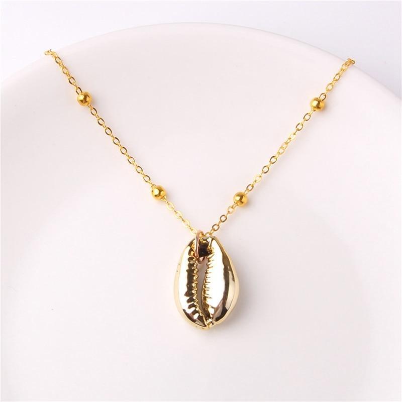 New Boho Conch Shell Amazing Necklace Sea Beach Shell Chain Pendant Elegant Necklace For Women Collier Femme Shell Cowrie Modern Summer Jewelry Bohemian