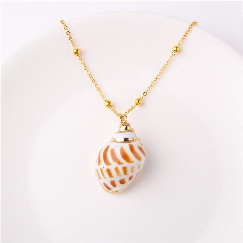 New Boho Conch Shell Amazing Necklace Sea Beach Shell Chain Pendant Elegant Necklace For Women Collier Femme Shell Cowrie Modern Summer Jewelry Bohemian