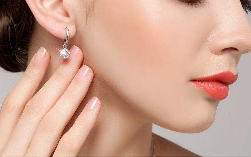 Great Luxury 925 Sterling Silver Jewelry Crystal Ball Elegant Stud Earrings For Women Modern Sterling Silver Jewelry