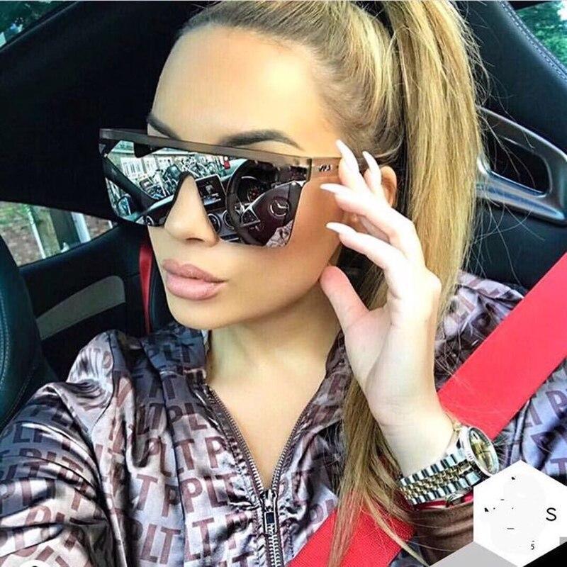 Top Luxury Modern Oversized Square Gradient Elegant Unisex Sunglasses For Men and Woman Brand Black Square Shades With UV400 Protection