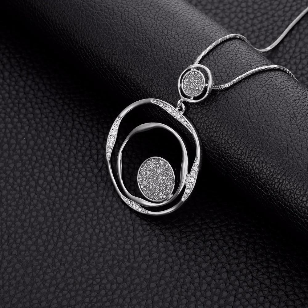 Luxury Black Crystal Pendant Necklace Gold Sweater Chain Big Circle Round Pendant Long Necklace Women Jewelry Accessories Gifts