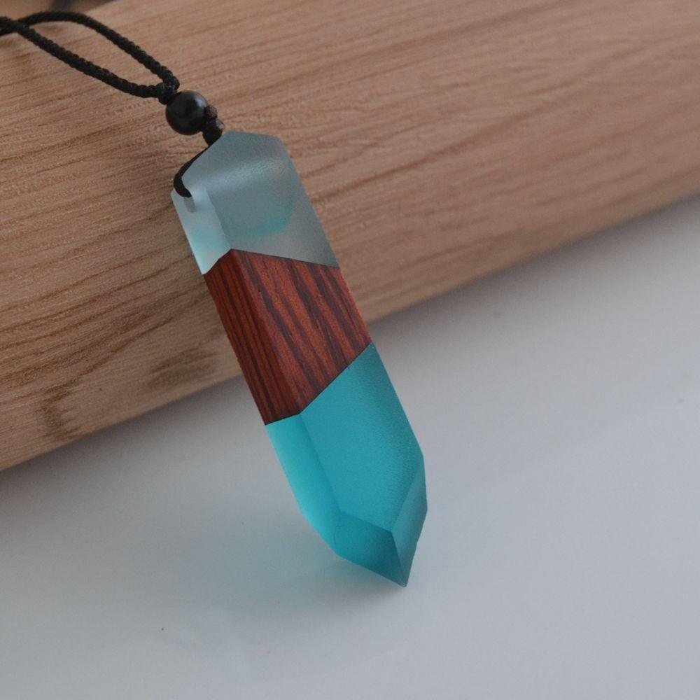 Handmade Luxury Modern Elegant Unisex Men and women Natural Resin Wood Fashionable Necklace In Trend Style