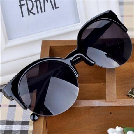 New Luxury Modern Fashion Retro Designer Super Round Circle Glasses  With Cat Eye Women's Sunglasses With UV400 Protection