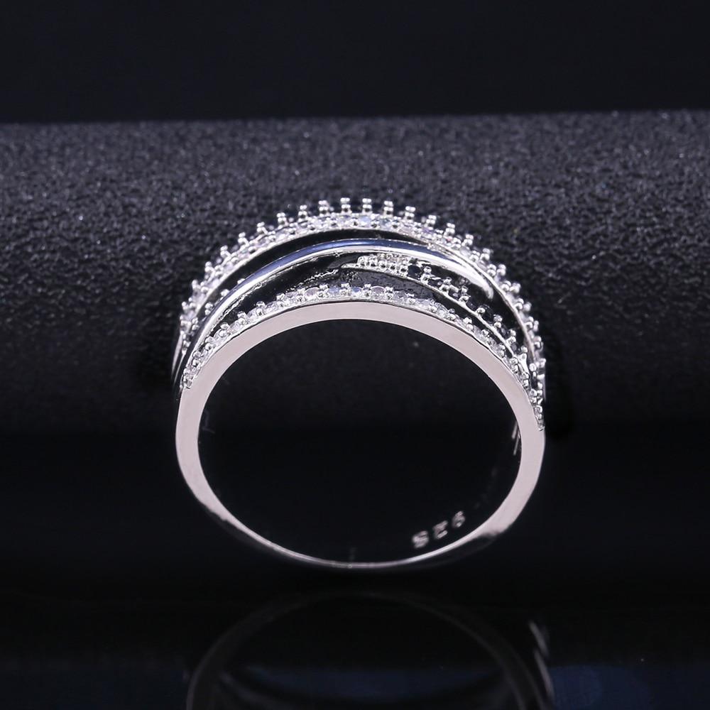 New Twist Ethnic Style Women Finger Rings With Black&White Stone Micro Paved Surprise Gift For Women Trendy Jewelry Rings