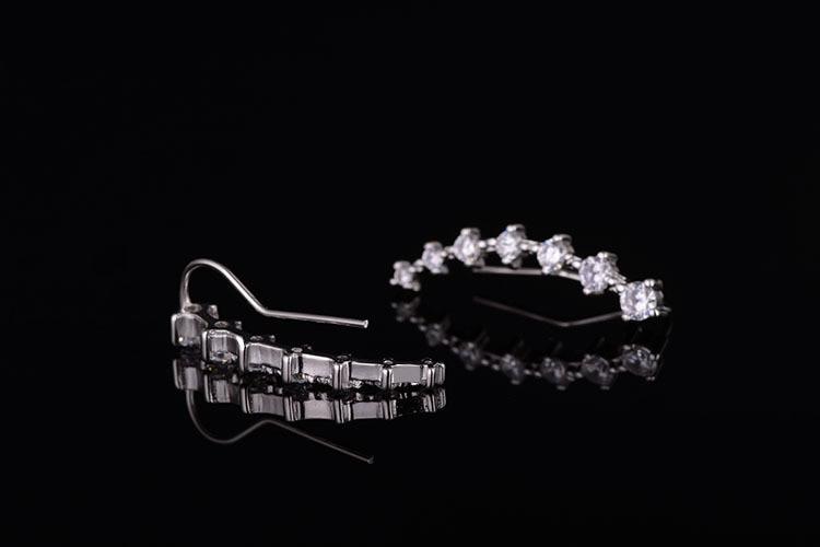 Luxury Shiny Crystal 925 Sterling Silver Earrings For Women In Fashion Style