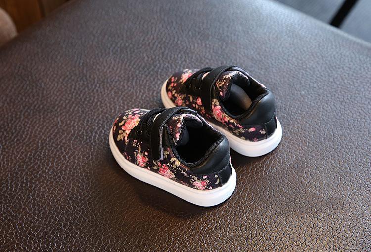 Baby Shoes Comfortable Leather Kids Sneakers Newborn Shoes Soft Bottom First Walker Durable Shoes For Baby Girl