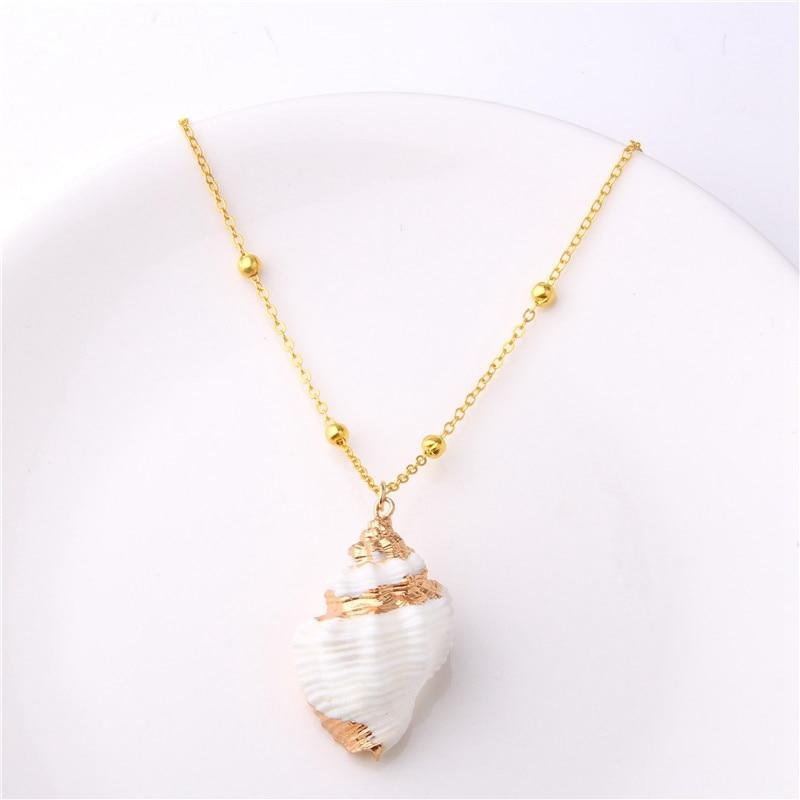 New Boho Conch Shell Amazing Necklace Sea Beach Shell Chain Pendant Elegant Necklace For Women Collier Femme Shell Cowrie Modern Summer Jewelry Bohemian