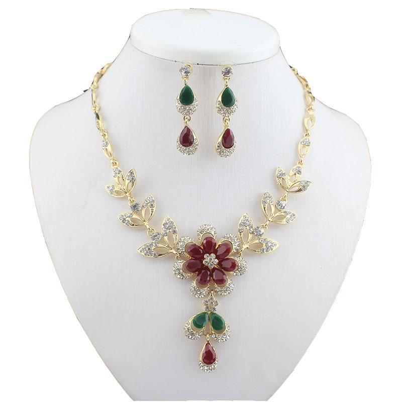 Luxury Elegant Juwelery Set For Woman and Ladies in Gold Red Golde Color Necklace and Earrnings