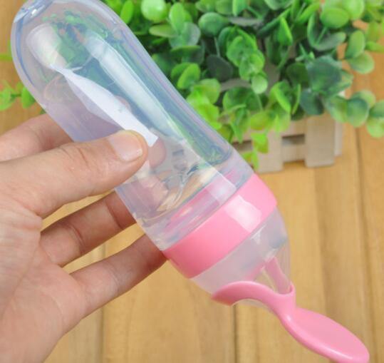 Safety Silicone Bottle For Infant Dids Deeding Bottles With Spoon Baby Food Supplement Bottle Cup For Kids