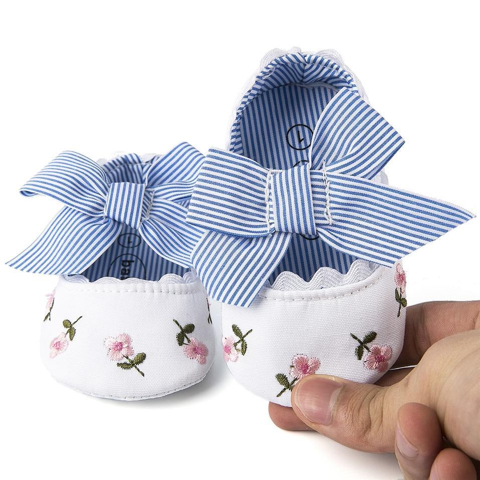 Baby Girl Newborn Shoes Floral Embroidery Striped Bowknot First Walker Soft Soles Anti-Slip Princess Shoes