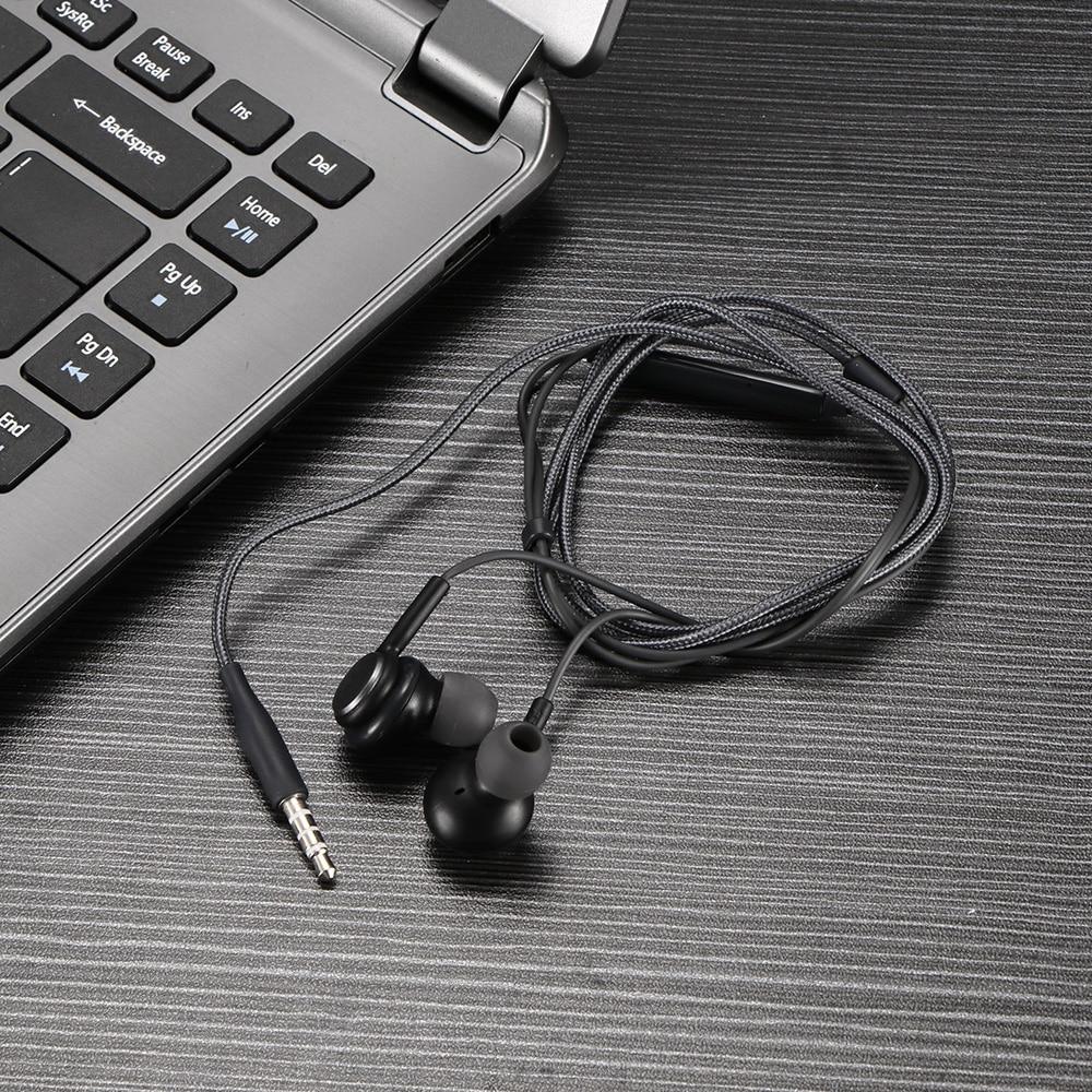 Headphone Earphone For Smart Phones  with Stereo In-Ear Headset Wire Earphones