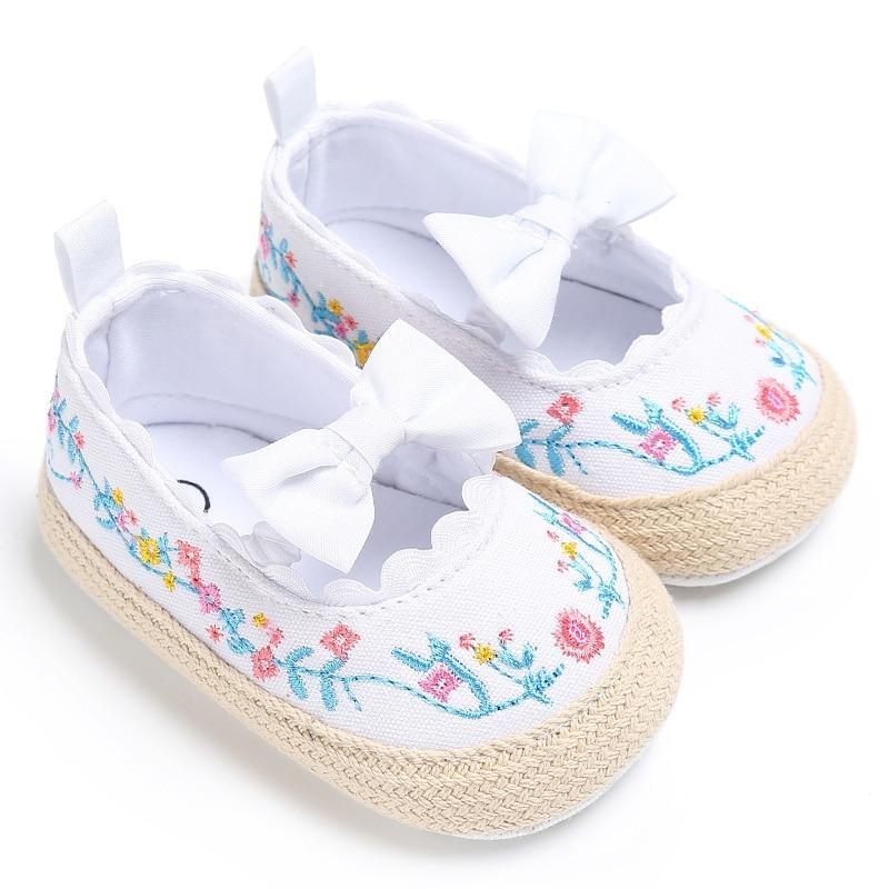 First Walkers Baby Girls Soft Soled Anti-Slip White Bow Shoe Luxury Stylish Shoes For Baby Girl Perfect Gift