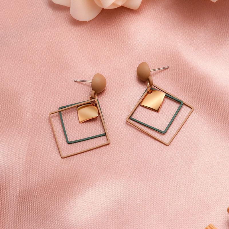 New Fashion Round Dangle Drop Korean Earrings For Women In Geometric Round Heart Gold Earring Wedding Elegant Style