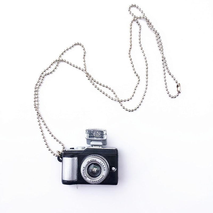 Interesting Flash Camera Necklaces Music Pendant Luminous Necklace Retro Small Camera Necklace With Flash For  Men and Women