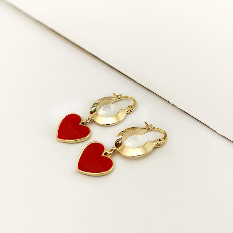 Dainty Red Heart Luxury Pendant Earrings Modern New Minimalist Gold Charm Earring Circle Fashion Street Style Fashion For Woman