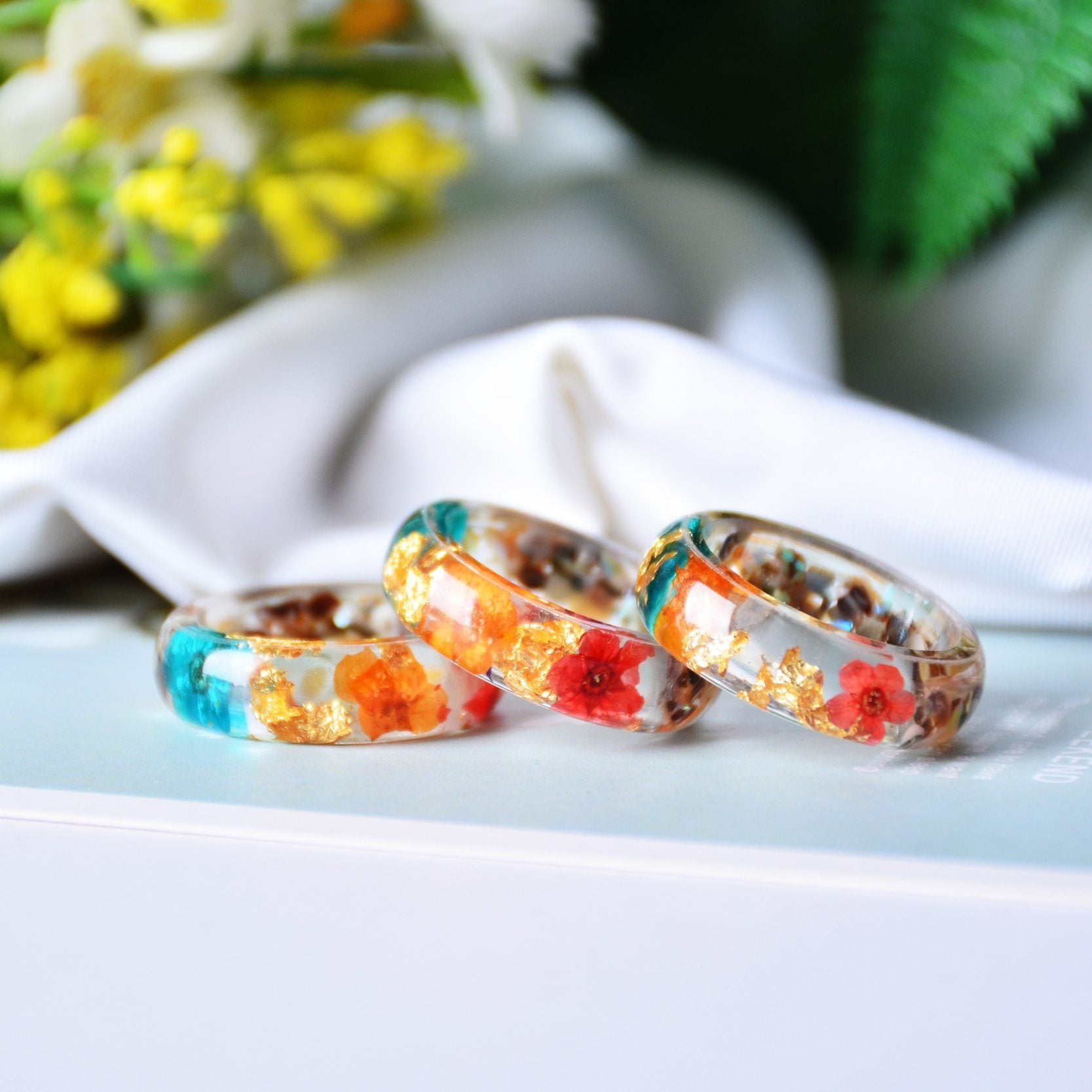 Luxury Handmade Resin Forest Dried Flowers Gold Foil Inside Resin for Women Engagement Wedding Rings In Stylish Style