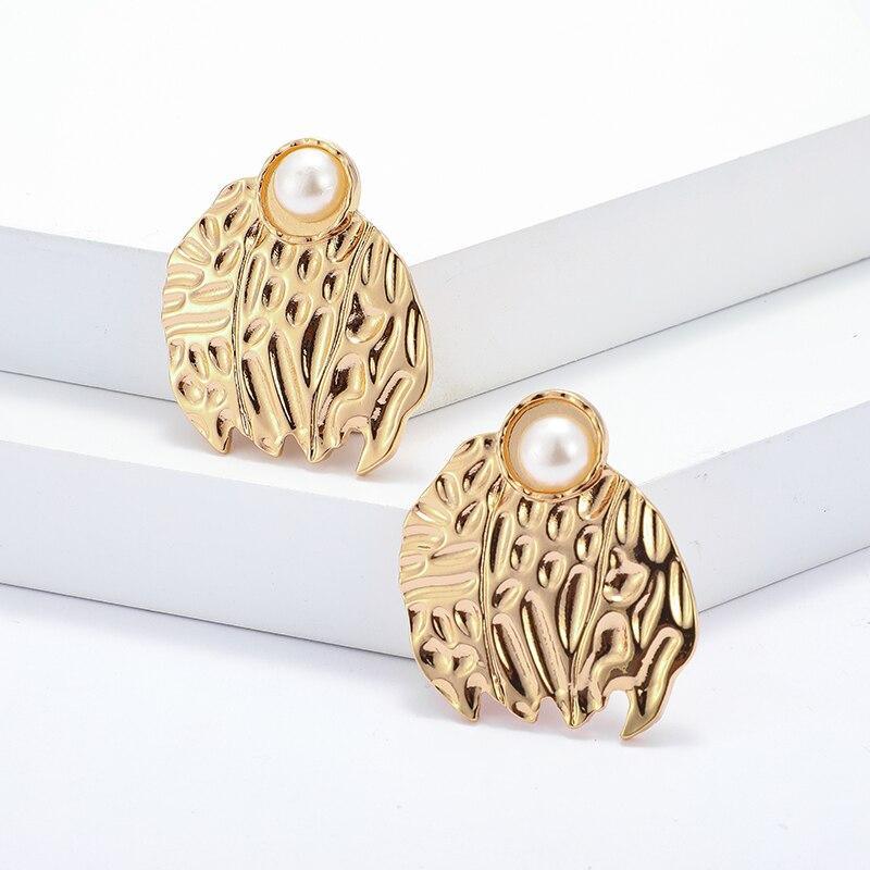 Charming Elegant Big Flowers Drop Earrings for Women Luxury Butterfly Gold Metal Pearl Stone New Leaf Jewelry