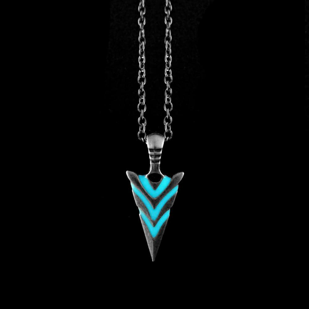 Epic Luminous Glowing Arrow Pendant Necklace Elegant Knight Spear Necklace Amazing Glow In The Dark Pike Necklace Luxury For Women Men Halloween Gift