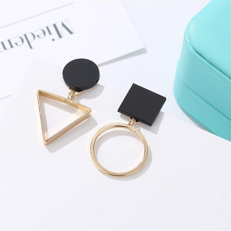 Modern Korean Statement Elegant Black Acrylic Drop Earrings for Women New Fashion Jewelry Luxury Vintage Epic Geometric Gold Asymmetric Earringa