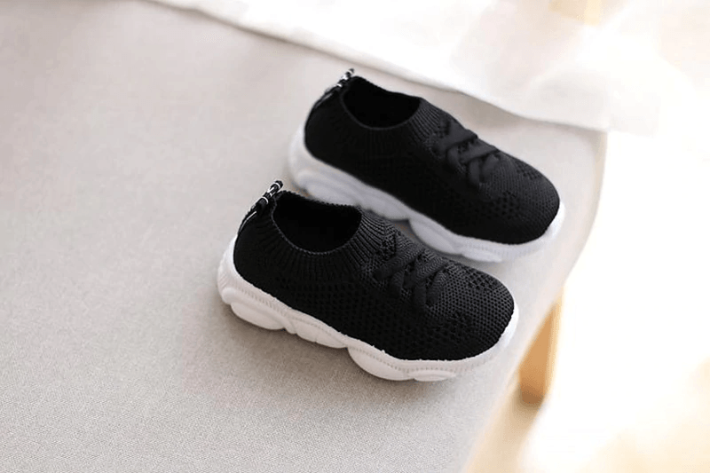 Modern Sport KIds and Baby Sneakers Shoes Anti slip Soft Bottom Baby Sneaker In Casual Flat Sneakers Shoes Children Girls and Boys Sports Shoes Style