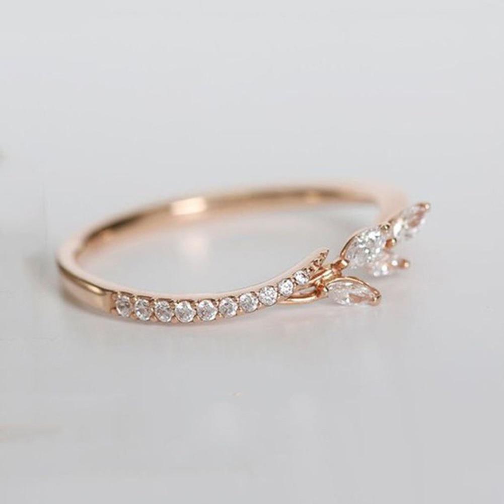 Women Vintage Simple Floral Crystal Rings Rhinestone Wedding Engagement Fashion Finger Accessories Rings Luxury Jewelry Gifts Girl