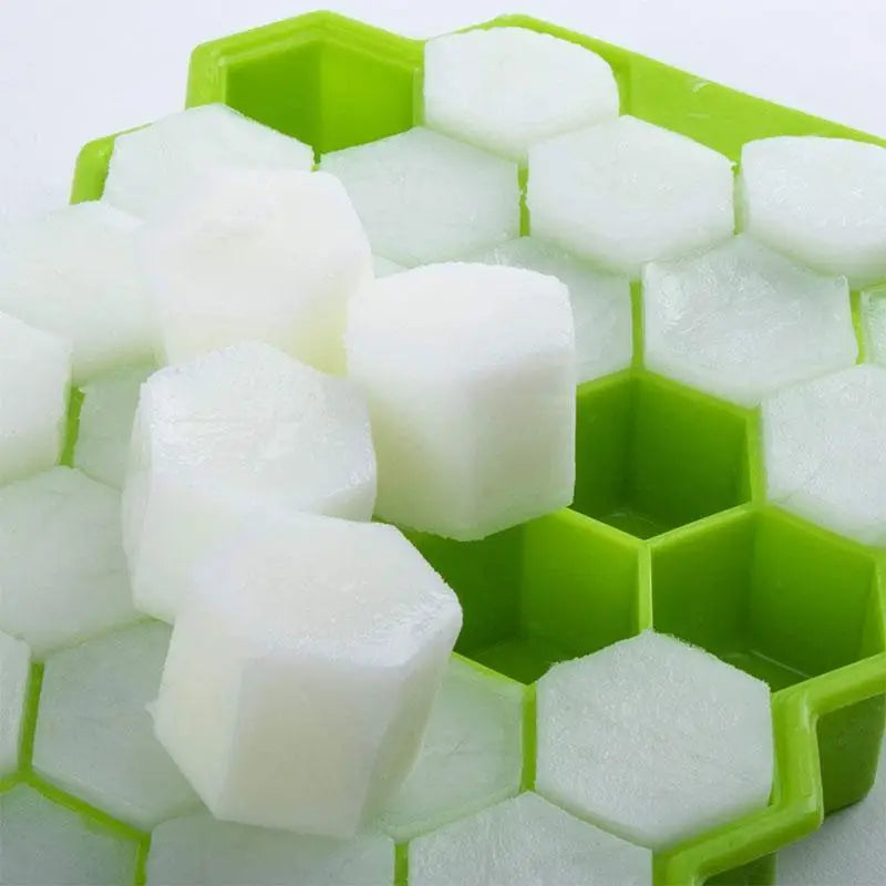 Amazing Honeycomb Ice Cube Trays Reusable Silicone Ice cube Mold Free Ice maker with Removable Lids - Stevvex - 501, Best Quality Kitchen tool, Best selling kitchen tools, High Quality Kitchen Gadget, Hot Selling kitchen tool, Ice ball Cube, Ice Cube maker, Ice Tray, Kitchen, Kitchen Accessories, Kitchen Appliances, Kitchen Gadget, Kitchen Gadgets, Kitchen Tool, Kitchenware - Stevvex.com