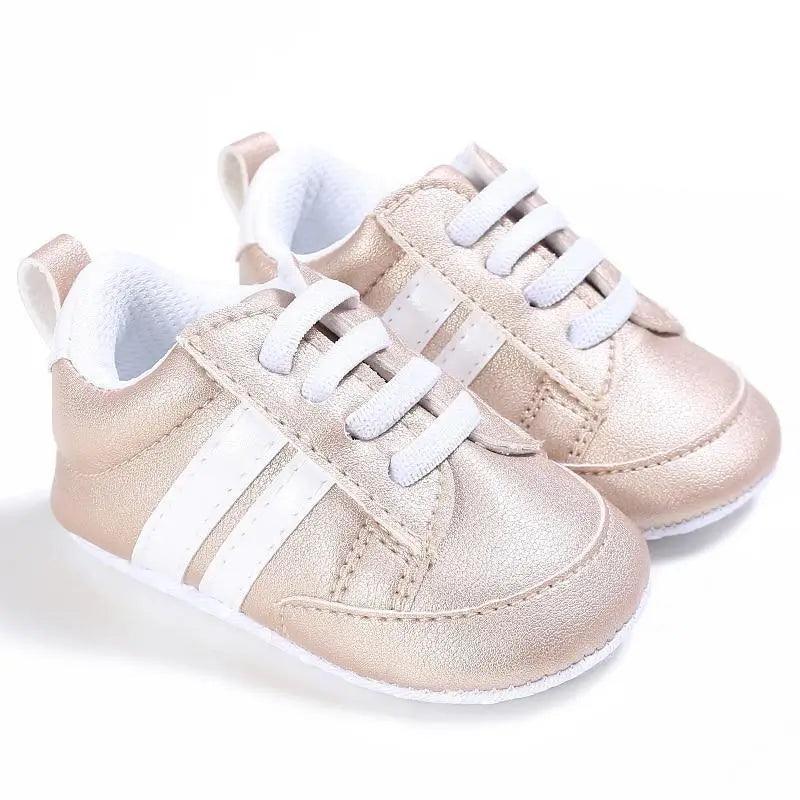 Baby Shoes Classical Sport Soft Sole PU Leather Multi-Color Crib Baby Moccasins Casual Sneakers - STEVVEX Baby - baby, baby birthday gifts, baby casual shoes, baby casual sneakers, baby fashion footwear, baby fashion sneakers, baby gifts, baby newyear gifts, baby shoes, baby sneakers, baby unisex shoes, baby unisex sneakers, childern shoes, kids sneakers - Stevvex.com